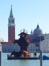 A huge bull used in Venice Carnival 2012 A huge bull used in Venice Carnival 2012